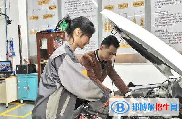甘肃2022年女生初中毕业上汽修学校