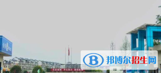 成都2022年100分能上汽修学校吗