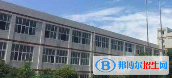 成都德圣中等职业学校2022年学费、收费多少