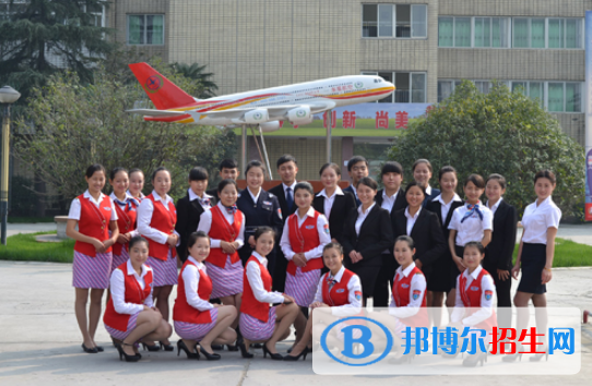 成都2022初中毕业报什么学校