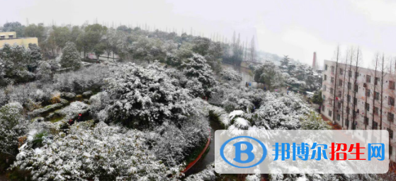 成都工业职业技术学校2022年报名条件、招生要求、招生对象