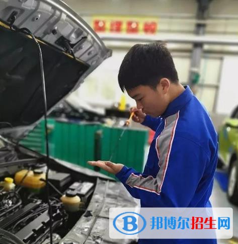 兰州2022年初中生能读汽修学校吗