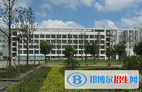 丽江市古城区职业高级中学2022年报名条件、招生要求、招生对象