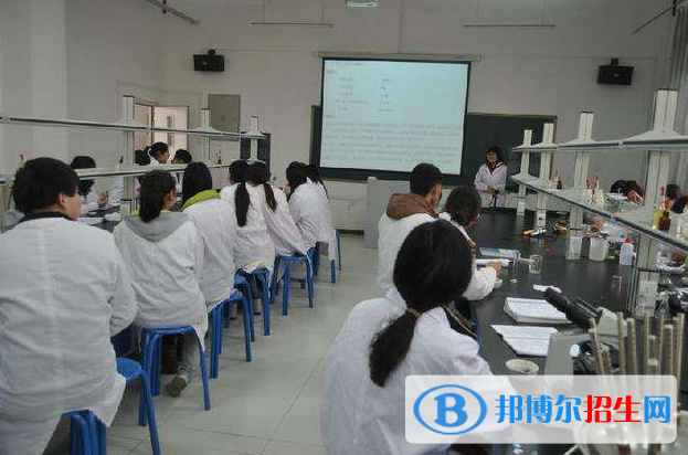 重庆2022年读护理学校学什么技术好
