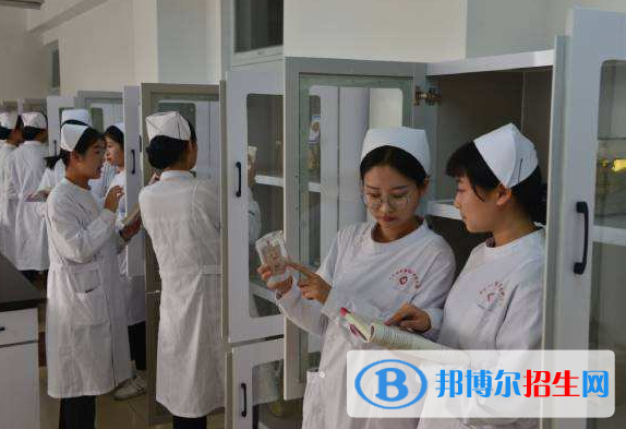 重庆2022年读护理学校学什么好