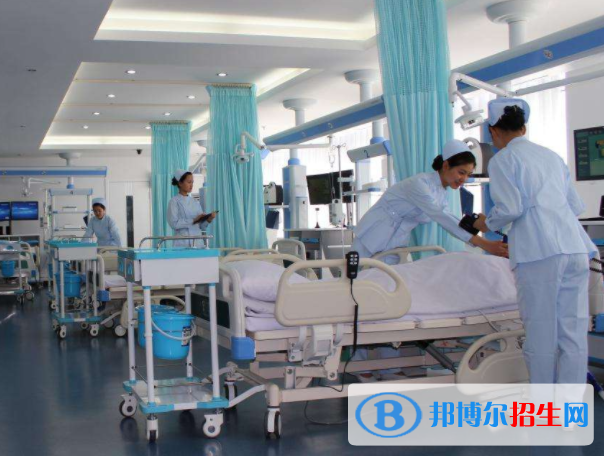 重庆2022年护理学校要读几年