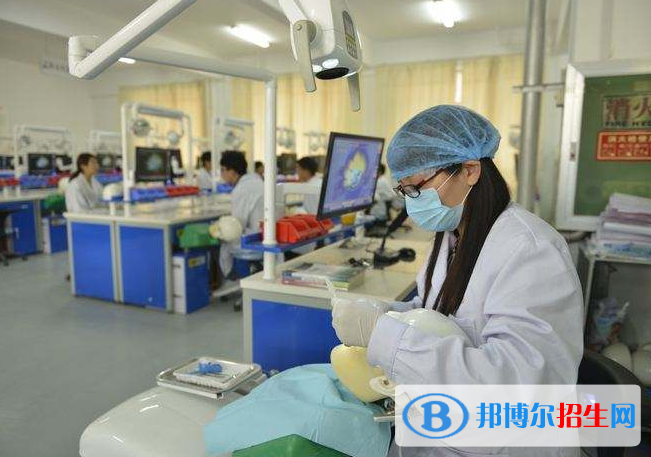 重庆2022年护理学校都能学什么