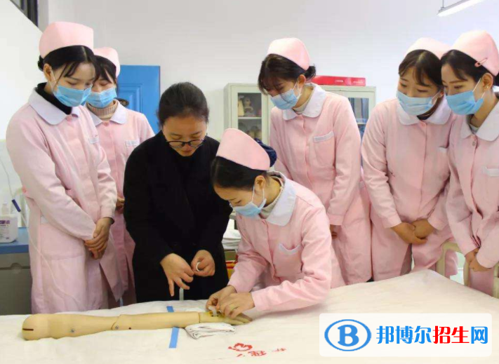 重庆2022年什么叫护理学校