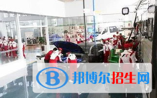 兰州2022年男生读汽修学校学什么专业好