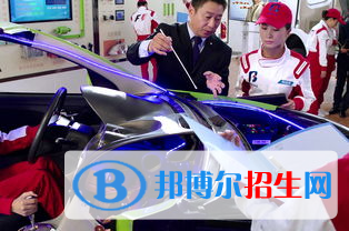 兰州2022年男生上汽修学校学什么专业好