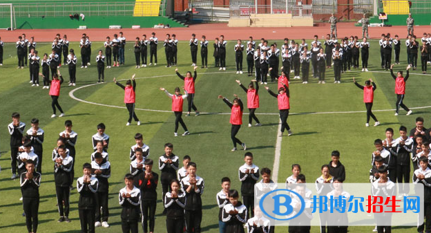 重庆荣昌区职业教育中心2022年招生办联系电话