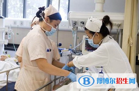 重庆2022年读护理学校有什么好处