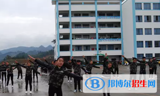 平塘中等职业学校2022年招生办联系电话