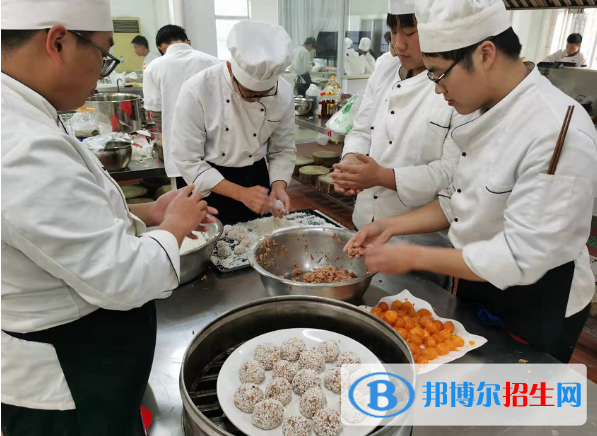 江苏溧阳中等专业学校2022年招生办联系电话