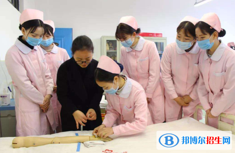重庆2022年护理学校好就业吗