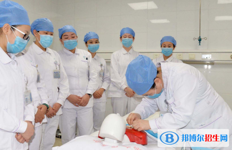 重庆2022年护理学校要多少分