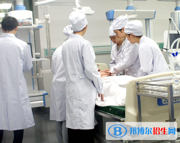 甘肃2022年男生在卫校学什么好