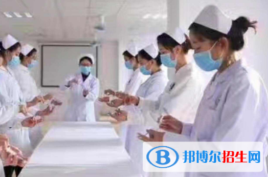 甘肃2022卫校有哪些专业适合女生