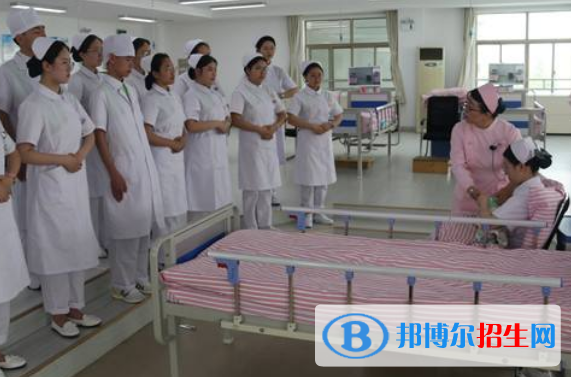 甘肃2022年男生读卫校好吗
