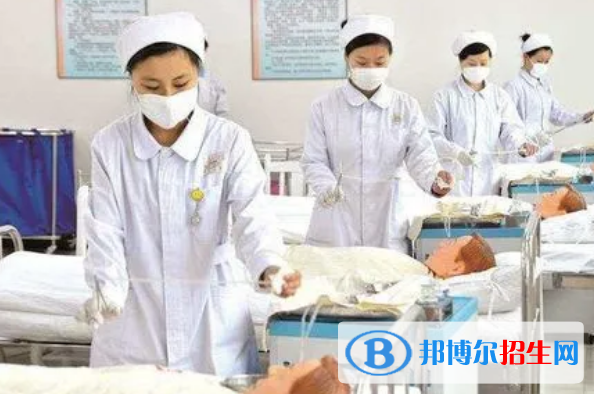 甘肃2022年300分能上卫校吗