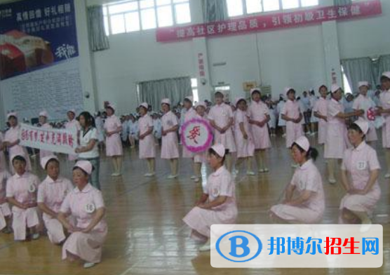 甘肃2022年女生上什么卫校好