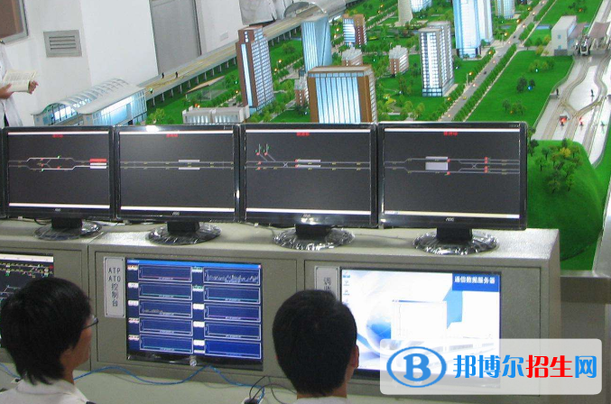 南京2022年男生读铁路学校好不好