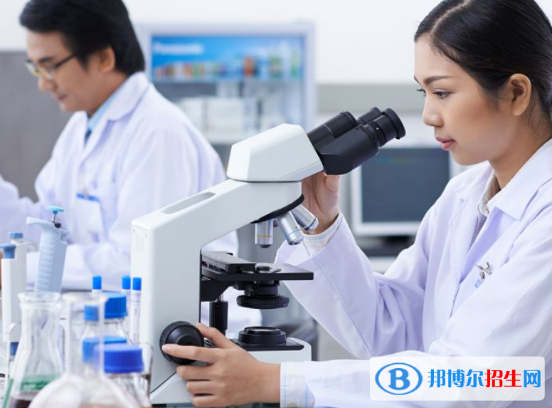 甘肃2022年中专学卫校有前途吗