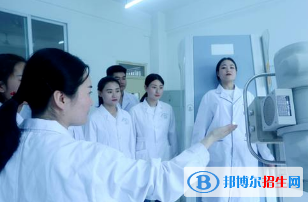 甘肃2022年女生学卫校怎么样