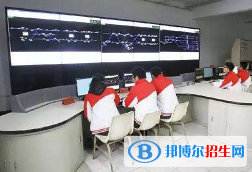 重庆2022年女生学铁路学校好吗