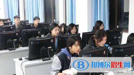 贵州2022年初中生报什么电子商务学校好