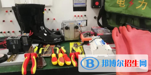 成都2022年汽修学校学什么