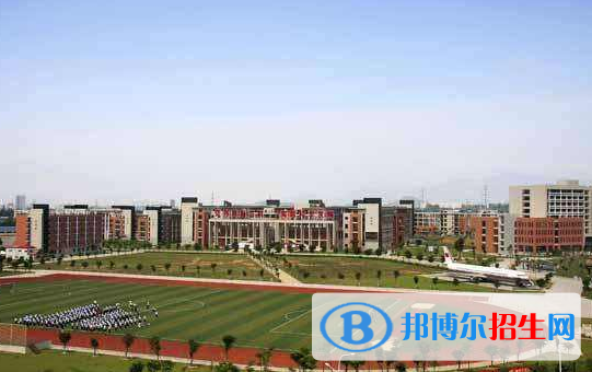 贵州2022年男生读电子商务学校学什么好