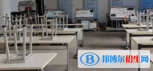 成都2022年女生读汽修学校学什么专业好