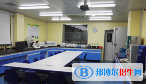 上海市医药学校2022年有哪些专业8