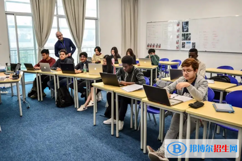  广州亚加达国际预科2022年学费标准