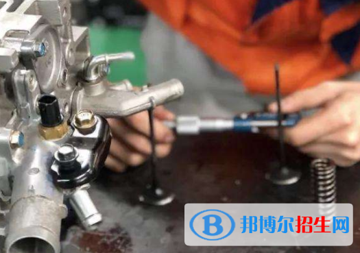 杭州2022年读汽修学校需要什么证件