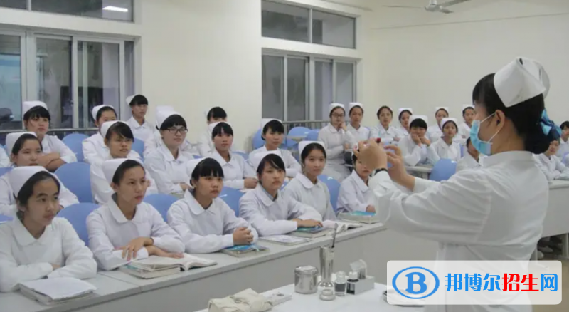 海南农垦卫生学校2022年有哪些专业