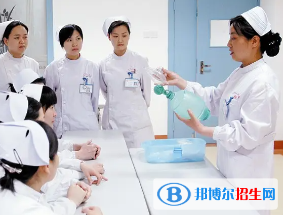 甘肃2022年读卫校学什么专业好