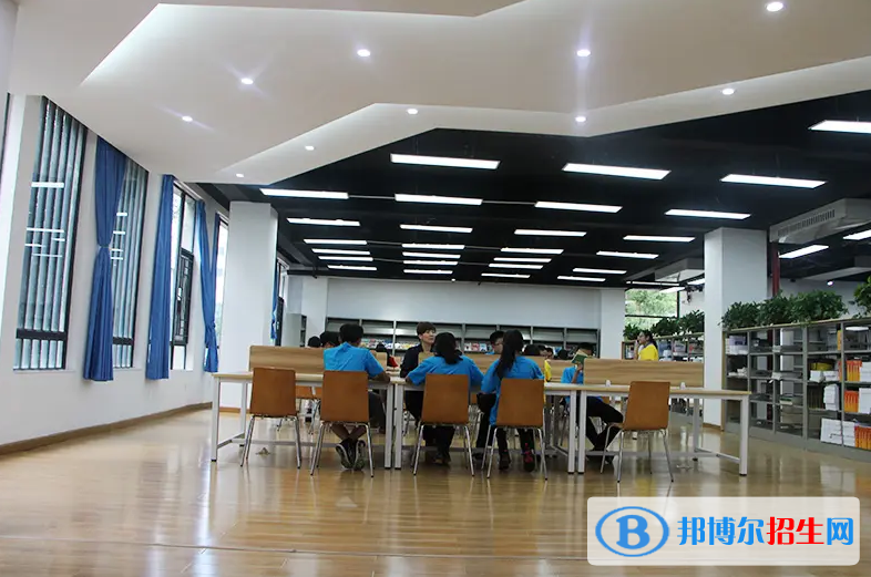  瑞得福国际学校高中部2022年入学考试