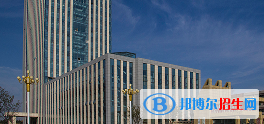 山东潍坊工业学校2022年招生办联系电话