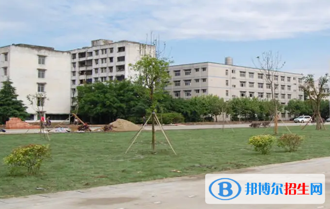 郑州仲景国医中等专业学校2022年招生办联系电话