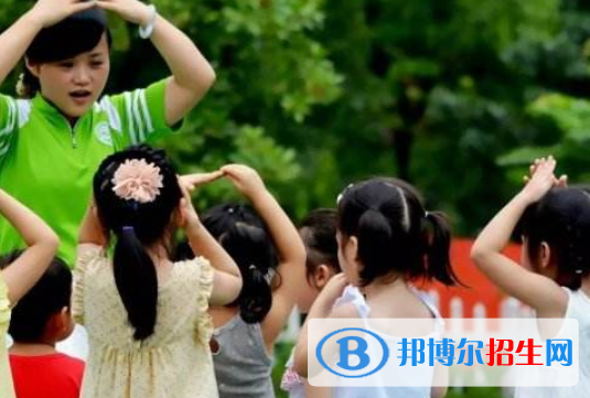 南京2022年幼师学校适合女生学吗