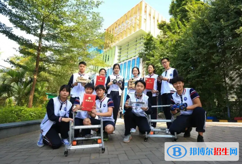  深圳桃源居中澳实验学校靠谱吗