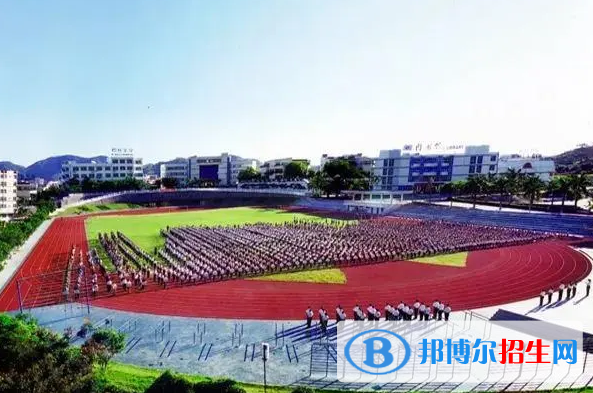  深圳石岩公学国际部高中2023年学费标准