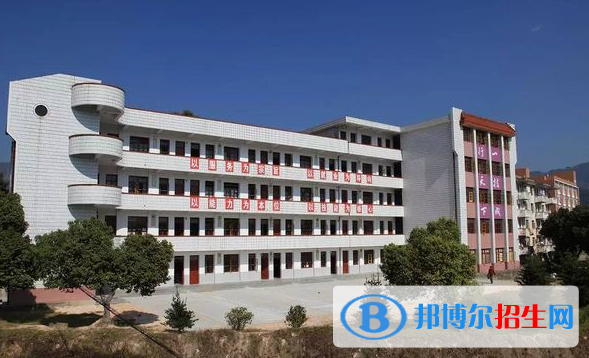 贵州2022年中专铁路学校可以考大专吗