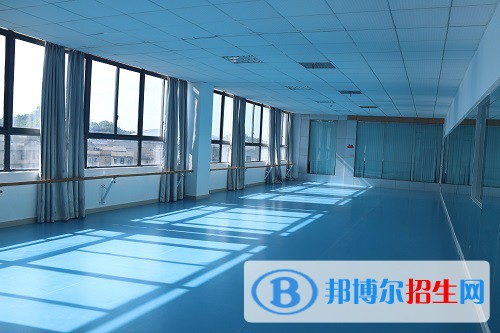 长沙华中涉外职业高中2022年有哪些专业