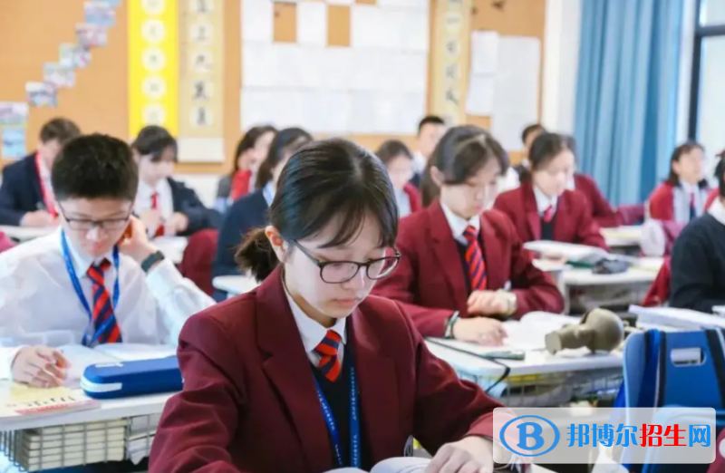 中加枫华国际学校怎么样
