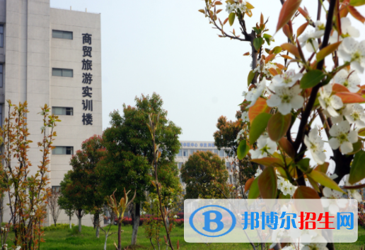 铜陵市理工学校1