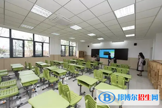 张家港外国语学校2022年学费标准