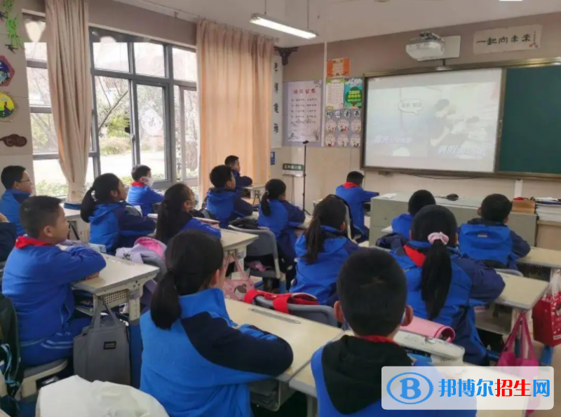 杭州国泰外语艺术学校2022年课程体系
